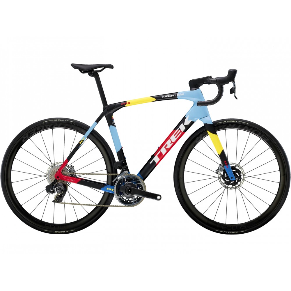 Trek Domane SLR 9 AXS Gen 4 - Road-Bike - 2025