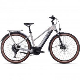 Cube Touring Hybrid Pro 625 - Women Electric Touring Bike - 2024