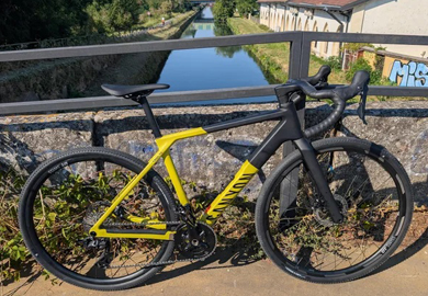 Canyon Grail CF SL 7 Aero – Carbon Gravel Road Bike | Speed Meets Versatility